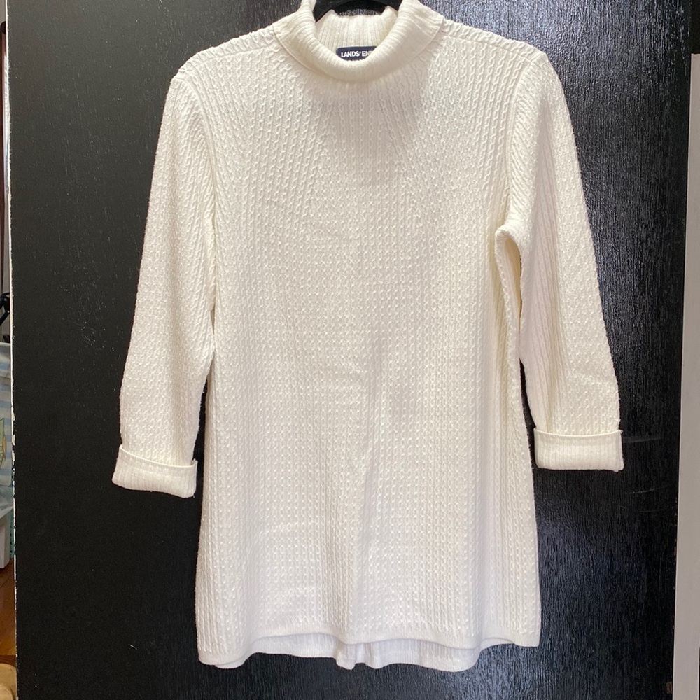 Women’s Land’s End sweater